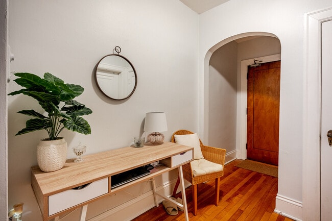 Photo - 333 Metcalfe