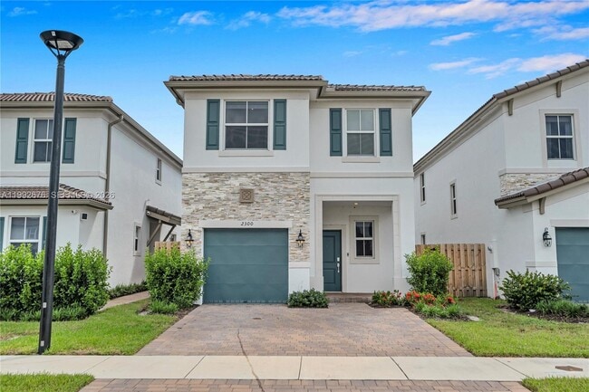 Photo - 2300 NW 130th St