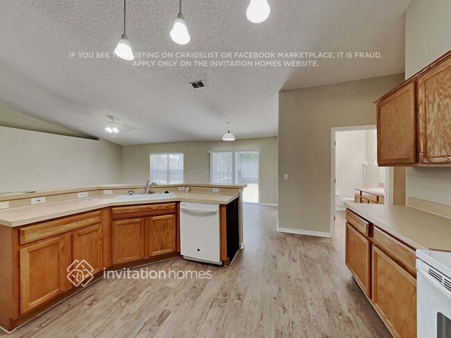 Photo - 1348 Wildberry Ln