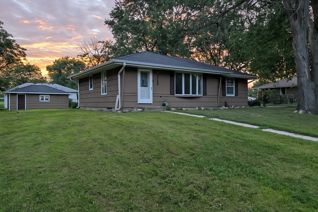Front of the House - 9936 11th Ave S