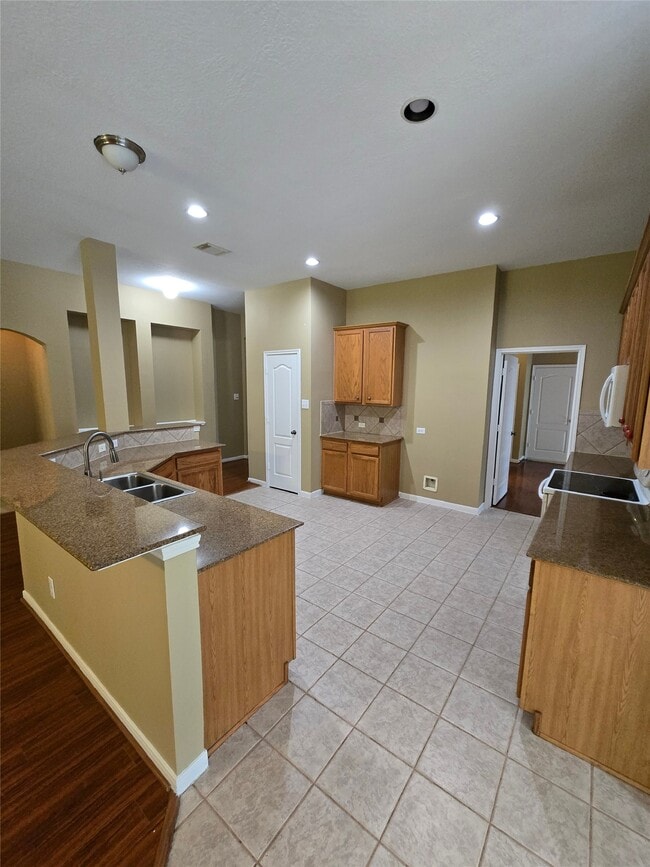 Photo - 18330 Wild Lilac Trail