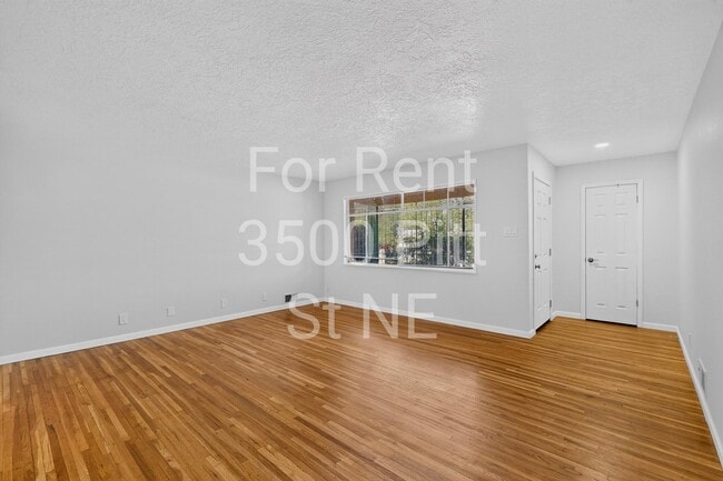 Photo - 3500 Pitt St NE