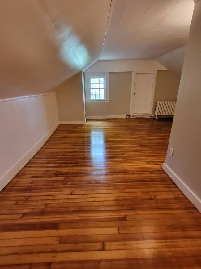 363 Waterman Ave Unit 3