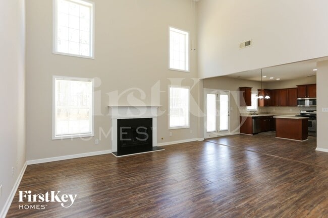 Photo - 964 Maple Leaf Dr