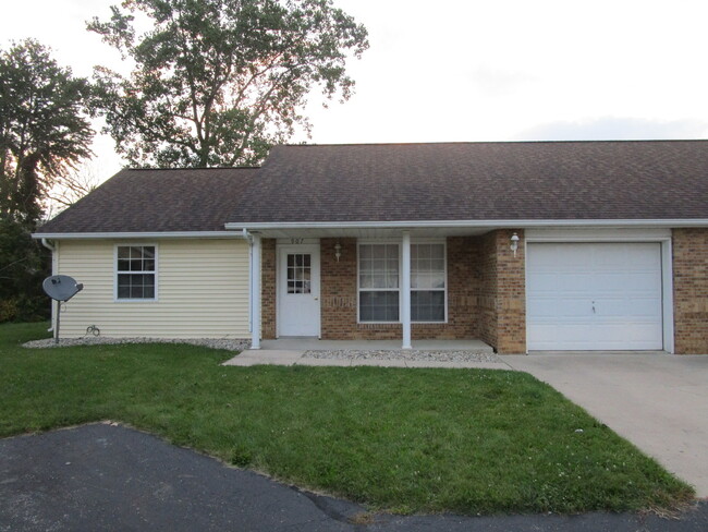 COMING SOON! New Listing in Albion!!! - COMING SOON! New Listing in Albion!!! House