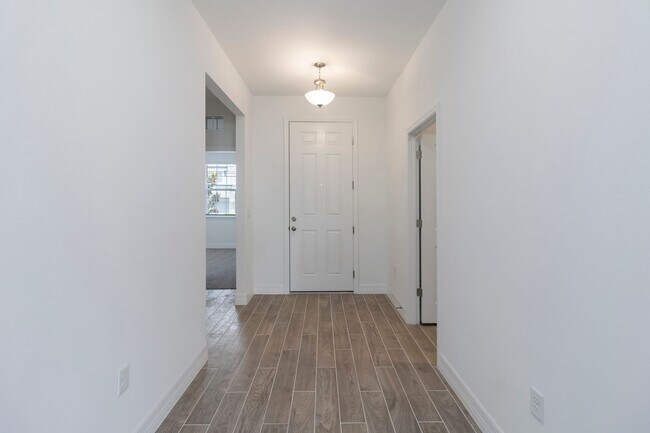 Photo - MOVE IN SPECIAL-Beautiful Newer Energy Efficient 4/2 Close to Lake Nona
