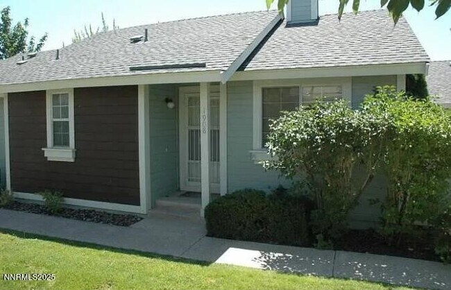 Building Photo - 1908 E Minaret Cir Unit 1 Rental