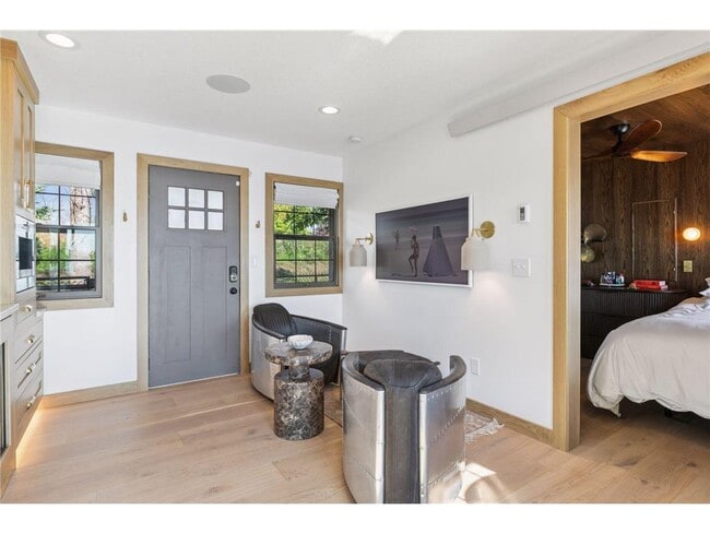 Photo - 5669 Hugo Rd