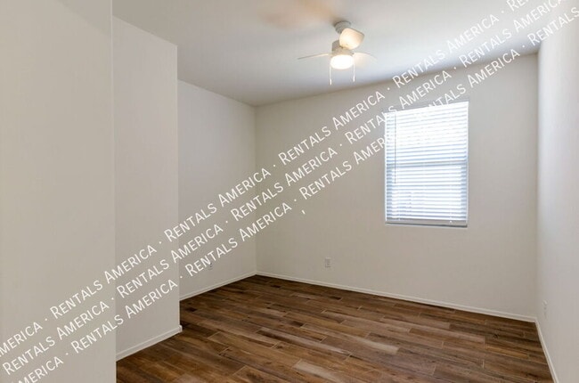 Photo - 5468 W Monterey Dr