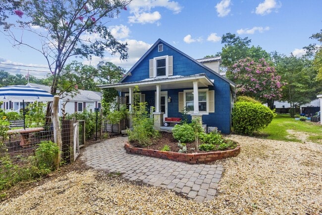 Photo - 312 Beach St