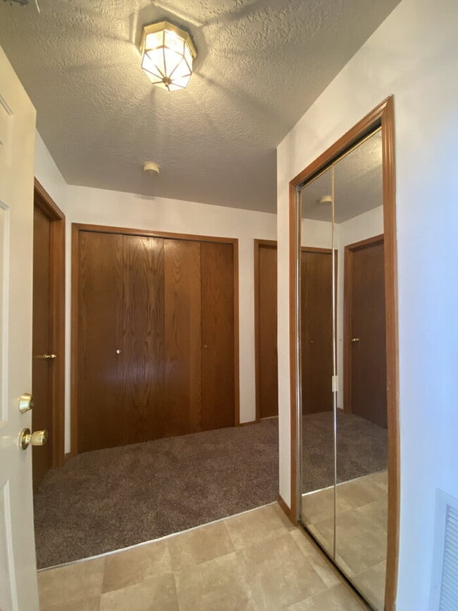 Photo - 1BR/1Bath Condo w/Single Car Garage