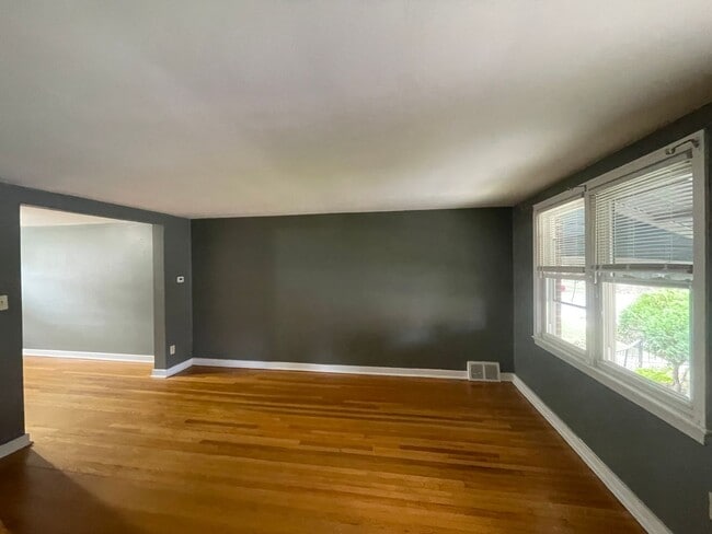 Photo - 3 Bedroom Single Family Home in Harrisburg!