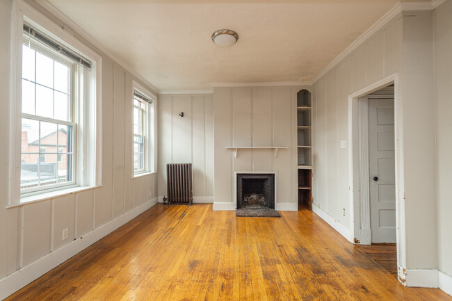 Photo - 30 Revere St Apartments