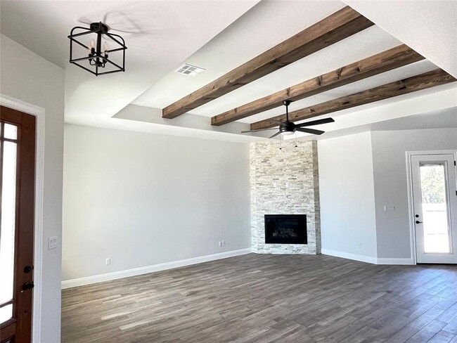 Photo - 104 Creek Point Dr