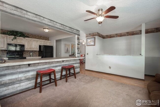 1125 Cottonwood Dr