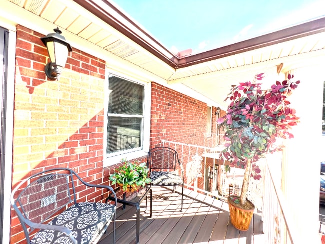 Photo - 110 Briarcliff Dr