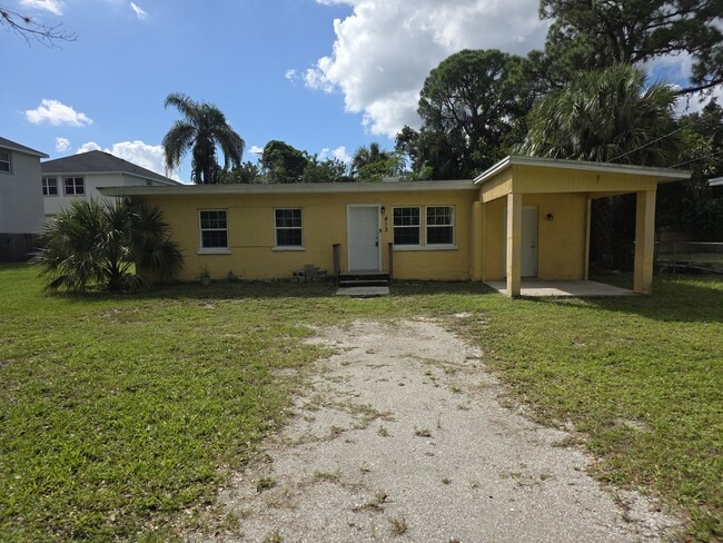 Building Photo - 413 Dove Ave