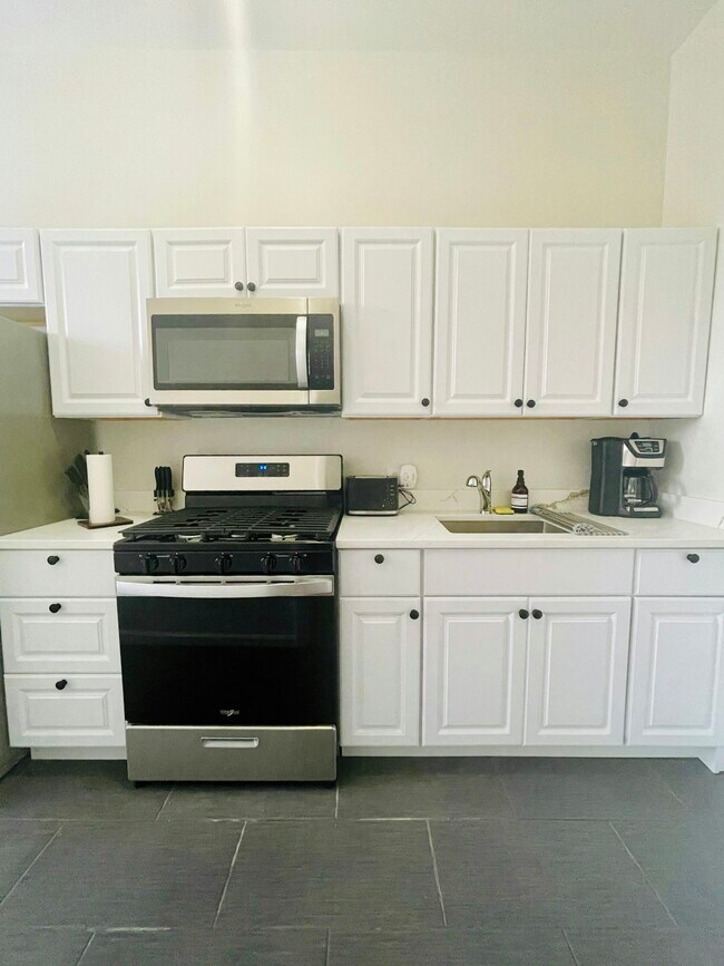 Photo - 1601 Park Ave Unit 5