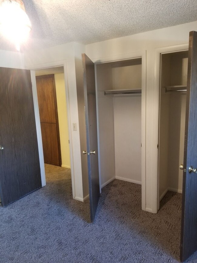 Photo - SINGLE FAMILY HOUSING -  2 bed/1 bath just off of University Parkway in Orem Unidad 5