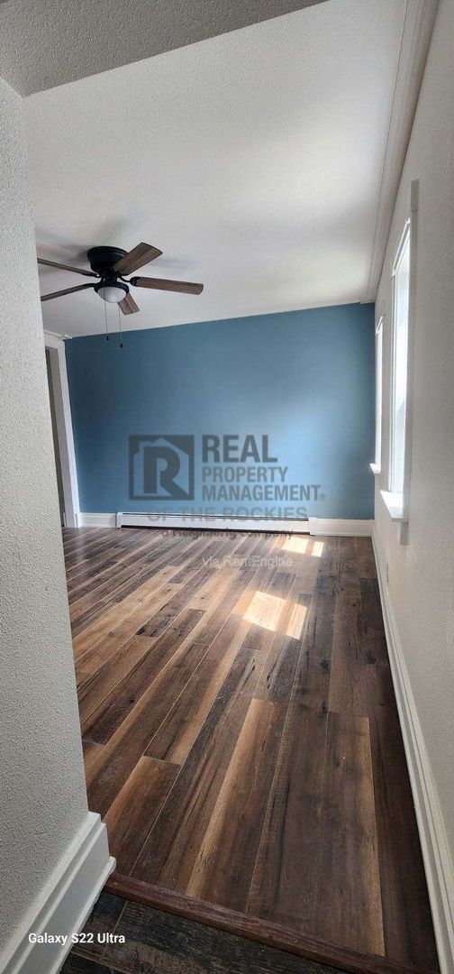 Photo - 606 W 24th St