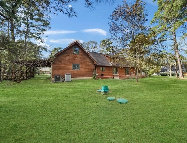 Photo - 2111 Diane St