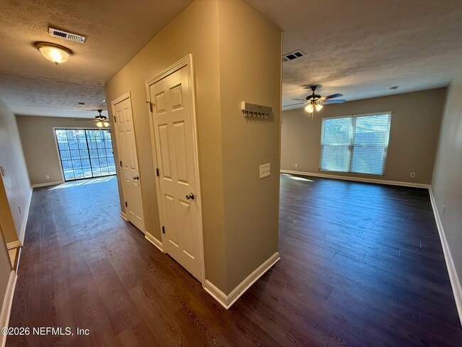 Photo - 3336 Cypresswood Dr S