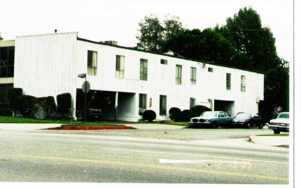 Building Photo - Woodman Apartments