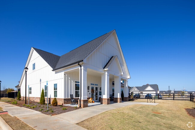 Photo - Nestledown Farms