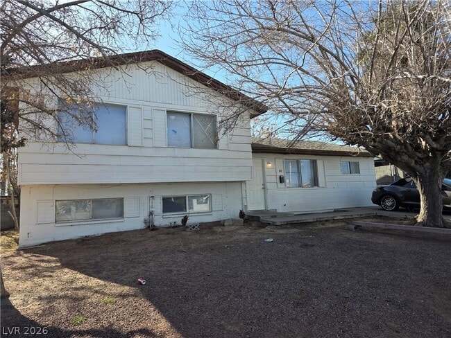 Building Photo - 301 Lance Ave