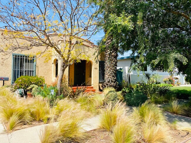 exterior - 9031 Hubbard St