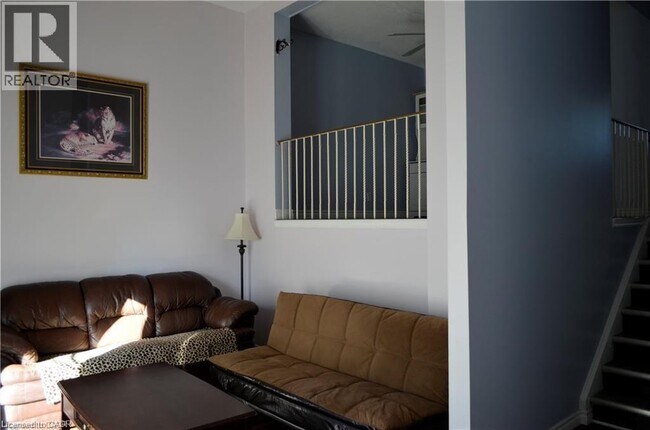 Photo - 51 Paulander Dr