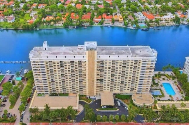 Photo - 5600 Collins Ave Unit 17T