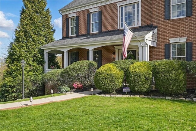 Photo - 1832 Franklin Run Ct