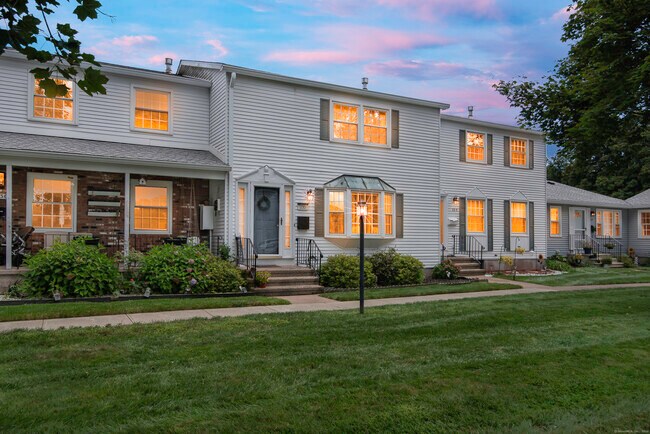 Photo - 23 Esquire Dr Condo Unit D