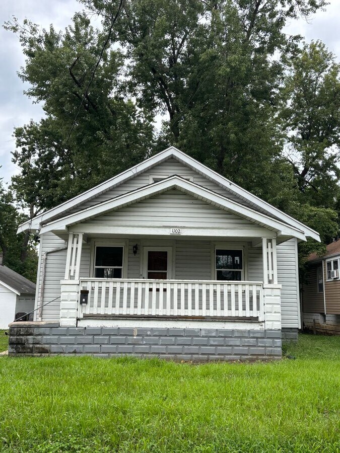 Photo - 1102 W McClure Ave