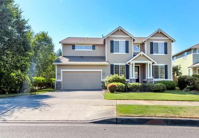 Beautiful Bell Hill Home in DuPont - Beautiful Bell Hill Home in DuPont