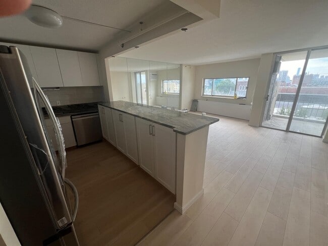 Building Photo - 872 Massachusetts Ave Unit 803