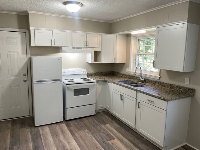 Photo - 1199 Unit 325 MCMASTERS ST