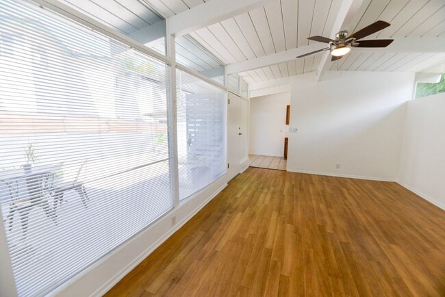 Photo - 139 W Canada Unit #C