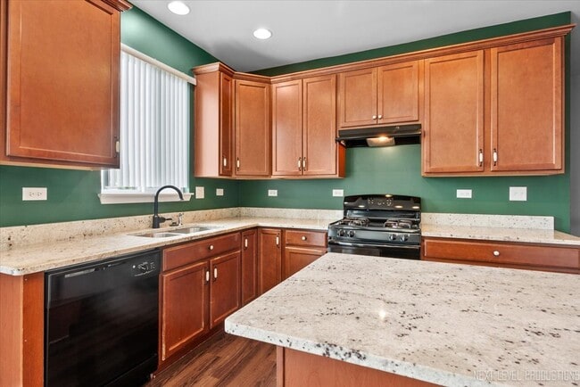 Photo - 5734 Oak Ridge Way