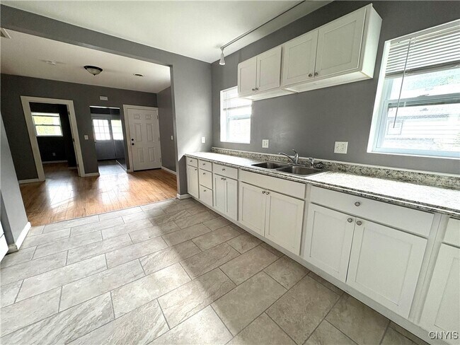Photo - 126 Cottage St