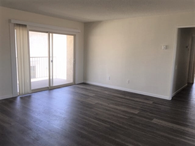 Photo - 2513 Ruhland Ave