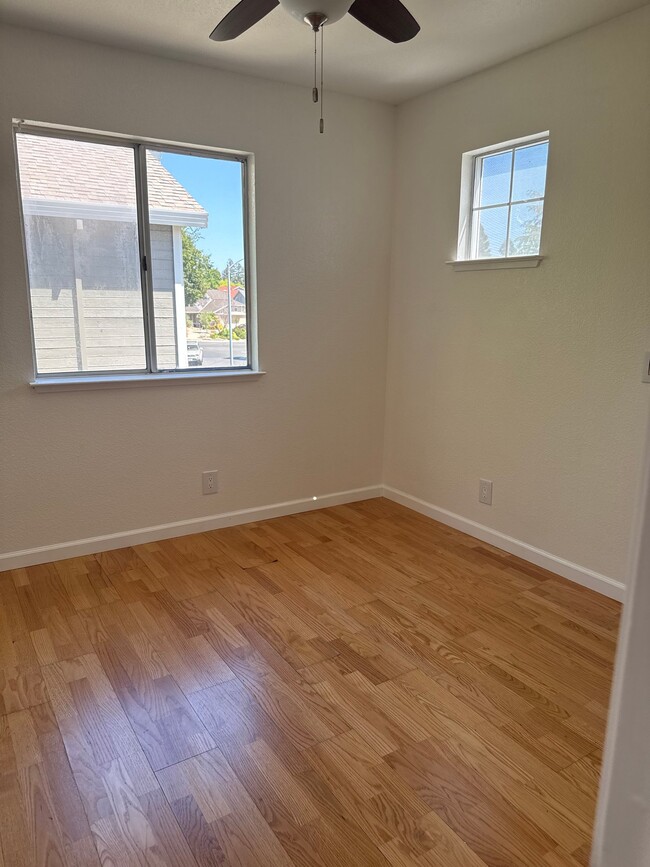 Photo - 8247 Derbyshire Cir