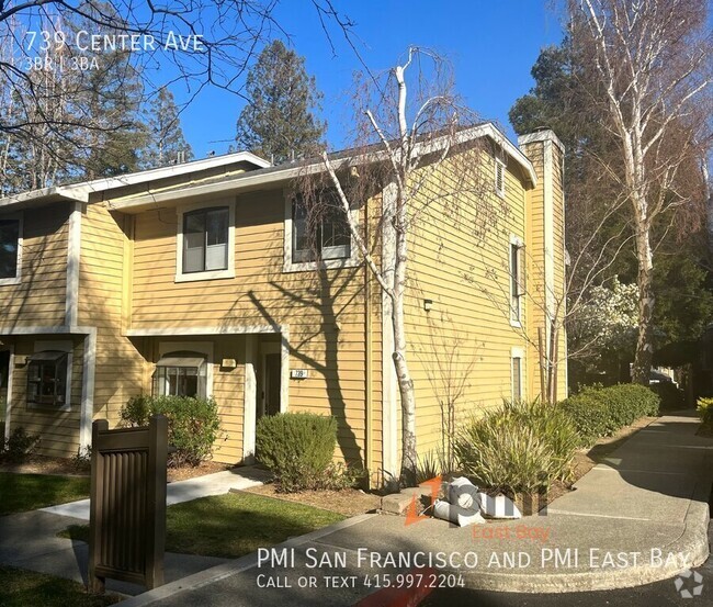 Building Photo - Refinished 3bd / 2.5ba Townhouse