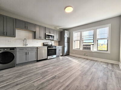 Building Photo - 372 Hazel Ave Unit C1