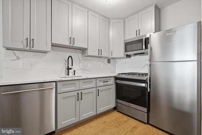 Photo - 1301 20th St NW Unit 306