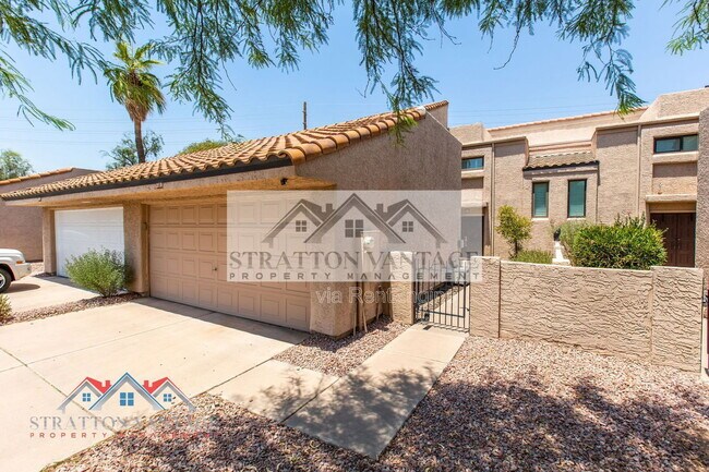 Photo - 310 E Bluebell Ln