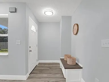 Photo - 104 Oleander Cir