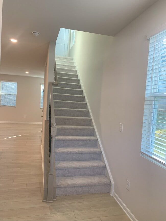 Photo - 400 Trailblazer Dr