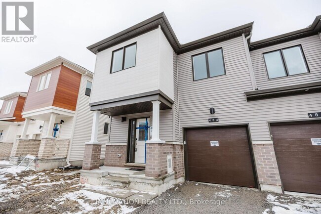 Photo - 484 Patrick St